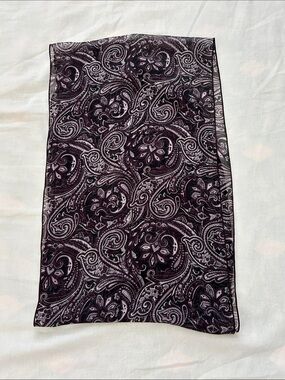 Paisley Printed Sheer Scarf
